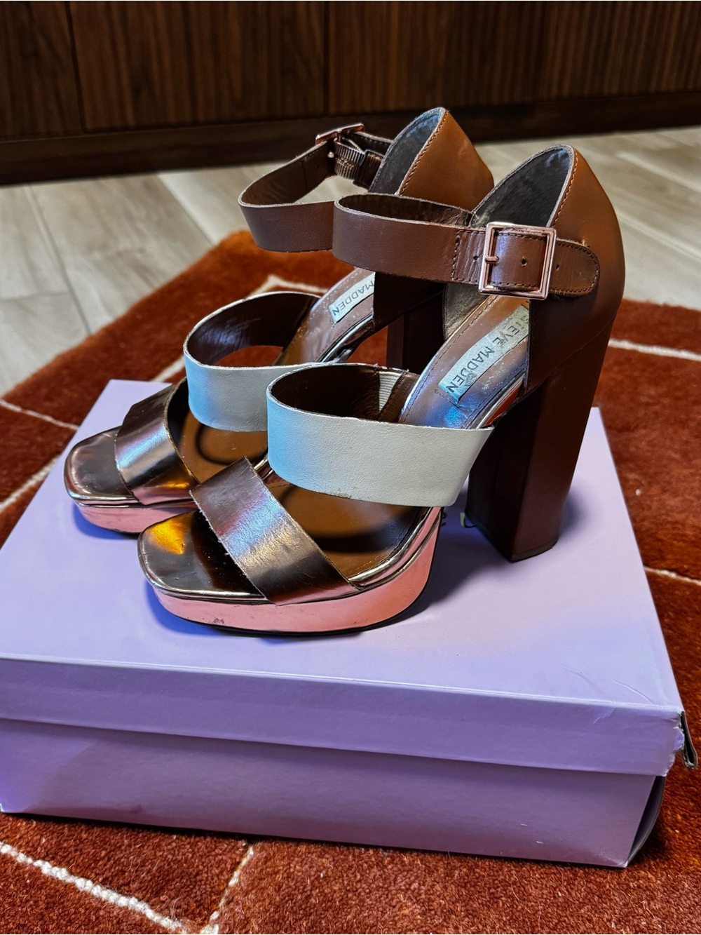 Steve Madden Brown Taupe Platform Sandals with Rose Gold Metallic Accents